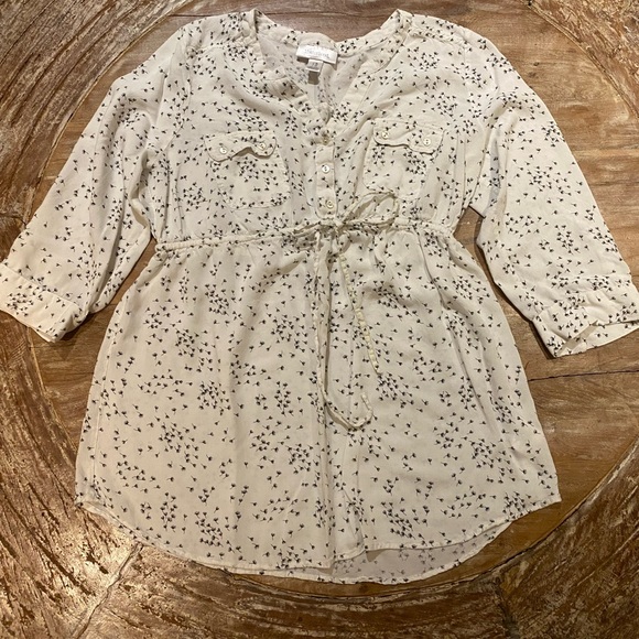 Motherhood Maternity White Floral Print Top - Picture 2 of 7